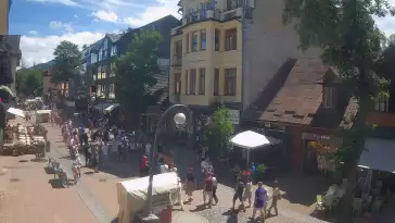 ZAKOPANE - widok z kamery na deptak
