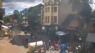 ZAKOPANE - widok z kamery na deptak