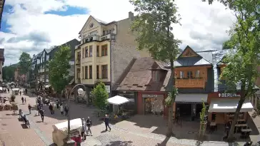 ZAKOPANE - widok z kamery na deptak