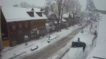 Kamera Zakopane na żywo widok na deptak