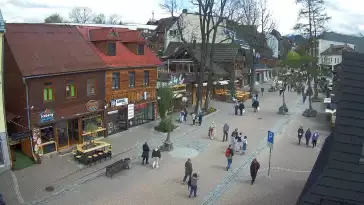 Kamera Zakopane na żywo widok na deptak