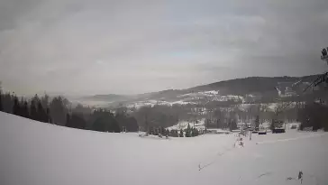 Widok z górnej stacji ośrodka narciarskiego w Lądku-Zdroju