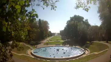 Kamera prezentuje widok na Park Ludowy w Lublinie.
