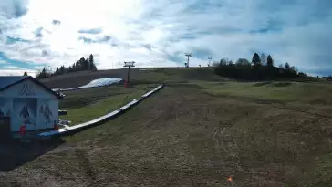 MASTER SKI - widok na wyciąg taśmowy i kolej krzesełkową NOWOŚĆ