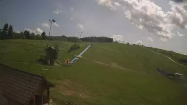 Panoramiczny widok na cały komplekt narciarski Master Ski w Tyliczu