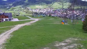 Obraz online z górnej stacji kompleksu Master-ski w Tyliczu