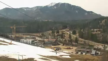 Kamera na SkiPark Oravice - widok na stok i termy Oravice na Słowacji Meander.