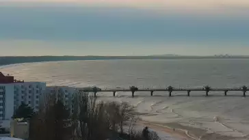 Ujęcie z kamery obrotowej na skwer w Międzyzdrojach