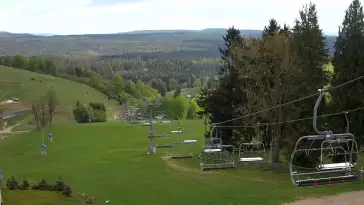 Widok ze stacji narciarskiej Mieszko w Zieleniec Sport Arena