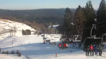 Widok ze stacji narciarskiej Mieszko w Zieleniec Sport Arena