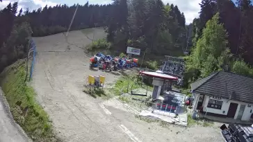 Widok na Sport Arena Myślenice - bramki