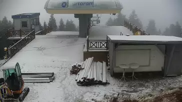 Zobacz górną stację ośrodka znajdującą się 150 metrów od schroniska Masarykova Chata
