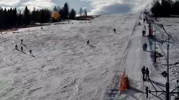 Wyciąg Narciarski - ZADZIAŁ, widok na stok NOWOŚĆ