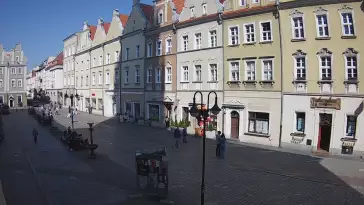 Widok online na opolską Aleję Gwiazd znajdującą się na Rynku