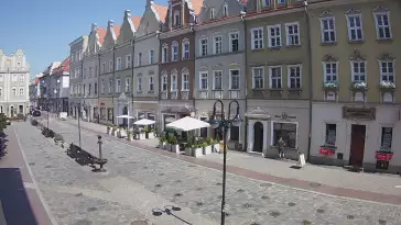 Widok online na opolską Aleję Gwiazd znajdującą się na Rynku