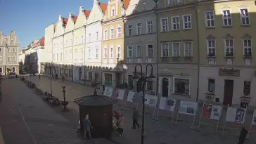 Widok online na opolską Aleję Gwiazd znajdującą się na Rynku