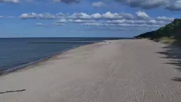 Pobierowo kamera na miasto i plażę