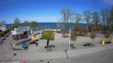 Widok z Kamery na deptak w REWALU na żywo