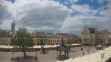 Widok z Kamery na Stary Rynek w Rzeszowie na żywo