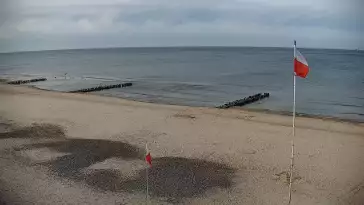 Widok na Promenadę i Plażę w Sarbinowie
