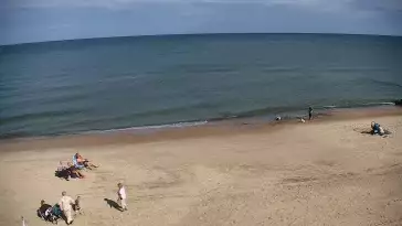 Widok na Promenadę i Plażę w Sarbinowie
