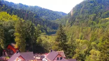 Widok z pienińskiego schroniska Orlica