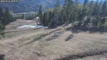 Skolnity - wyciąg krzesełkowy w centrum Wisły. Grupa Pingwina i 5 ośrodków narciarskich w Beskidach.