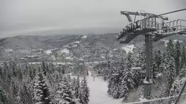 Skolnity SKI w WIŚLE - widok na kolej krzesełkową.