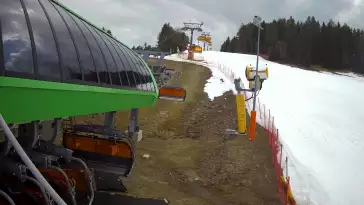 Dolna stacja kolei krzesełkowej w Krynicy Zdroju