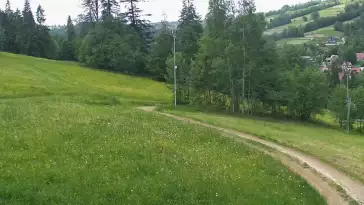 Widok z Kamery na dolny odcinek orczyka Jędrol Suche ski
