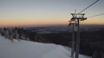 Widok na górną część stacji narciarskiej Ski&Sun.