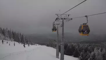 Widok na górną część stacji narciarskiej Ski&Sun.