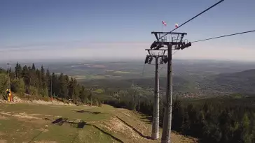 Widok na górną część stacji narciarskiej Ski&Sun.