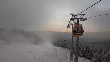 Widok na górną część stacji narciarskiej Ski&Sun.