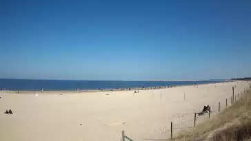 Kamera na plażę w Świnoujściu na żywo przepływające promy.