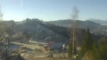 Widok z Kamery na stok narciarski Szczawnica Palenica