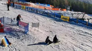 Widok z kamery na Hali Skrzyczeńskiej