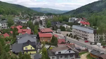 SZCZYRK - widok z kamery na deptak w Szczyrku