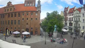 Wizyta w Ratuszu Staromiejskim to podróż w czasie, która pozwala zgłębić ducha Torunia.