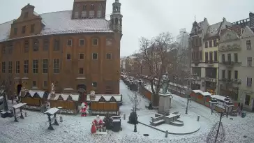 Wizyta w Ratuszu Staromiejskim to podróż w czasie, która pozwala zgłębić ducha Torunia.