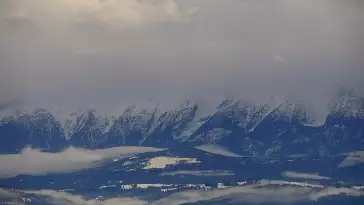 Przepiękny widok z kamery na Turbaczu ze schroniska PTTK.