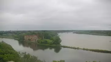 Widok z Kamery na styk rzeki Narew z Wisłą