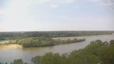 Widok z Kamery na styk rzeki Narew z Wisłą