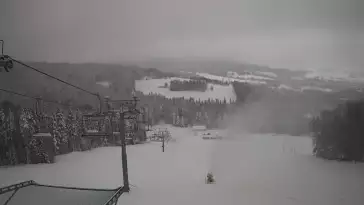 Widok na stok w TYLICZ.SKI w Beskidzie Sądeckim