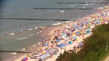 Ustronie Morskie widok z kamery na plażę