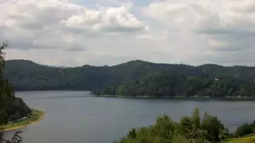Jezioro Rożnowskie - widok z kamery online