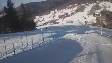 Widok z górnej stacji narciarskiej Wierchomla Toczek