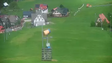 Widok na stację narciarską CIEŃKÓW-SKI.