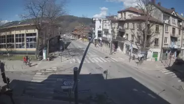 Zakopane - widok na skrzyżowanie ulic Zamoyskiego z Krupówkami.