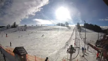 Widok na stok narciarski Wojtek w Zawoi